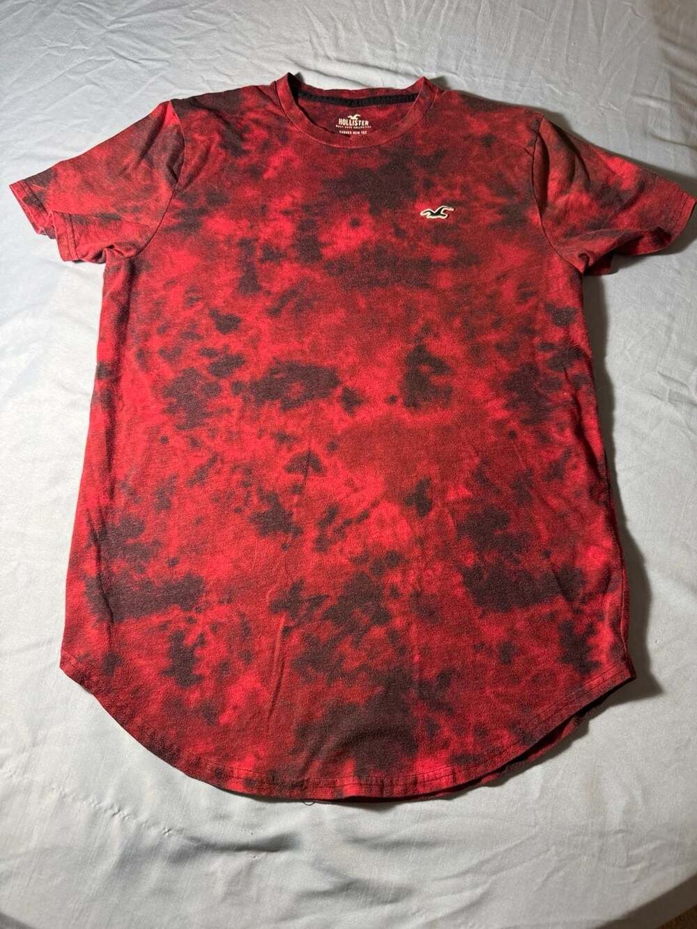 Hollister Must-Have Collection Curved Hem Tee, Red/Black Tie-Dye, Size L
